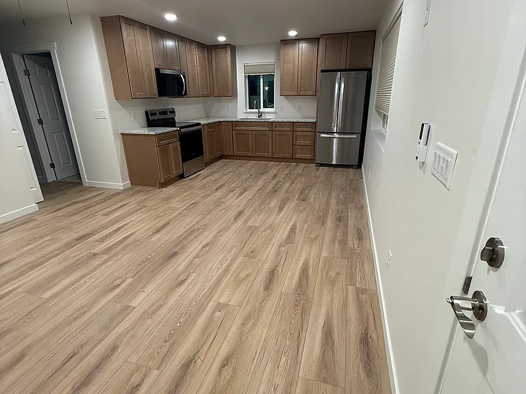 1147 Ouray Ave #B — Photo 3
