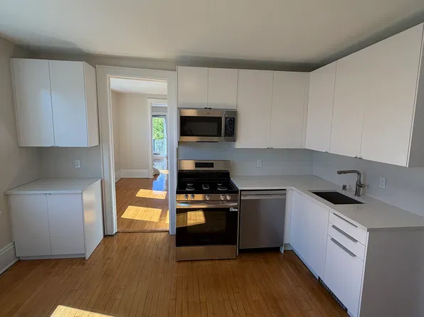 3130 N Pierce St #3130C, Milwaukee, WI 53212