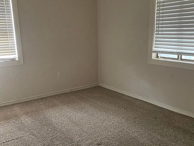 1224 N Treat Ave — Photo 9