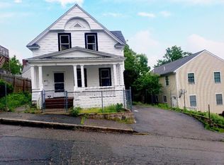 18 Sigourney St, Worcester, MA 01605