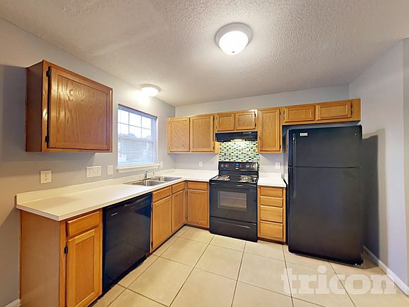 3rd image of 8324 Sand Hills Ct