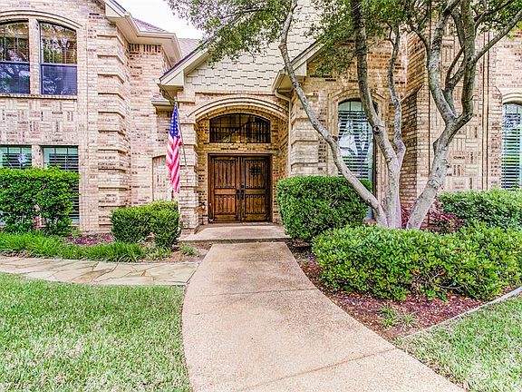 3rd image of 5833 Gallant Fox Ln