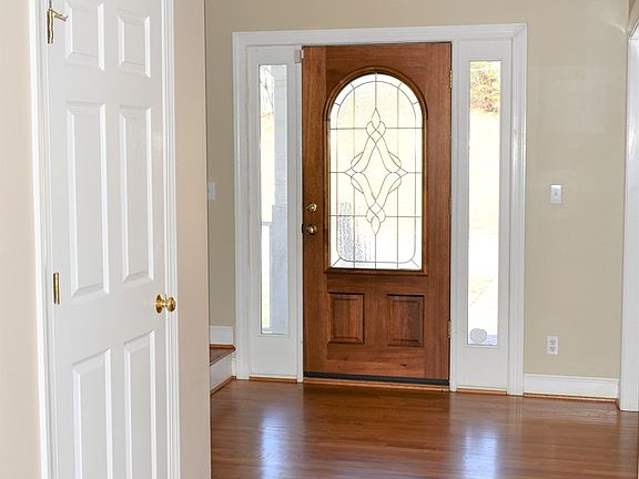 4th image of 108 Janice Ct
