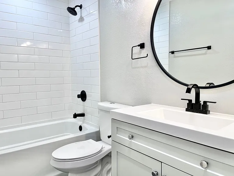 6707 E Cheery Lynn Rd #A — Photo 22