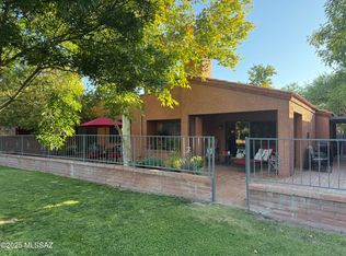 3140 N Hill Farm Dr, Tucson, AZ 85712