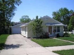 2519 Normandy Dr, Mishawaka, IN 46545