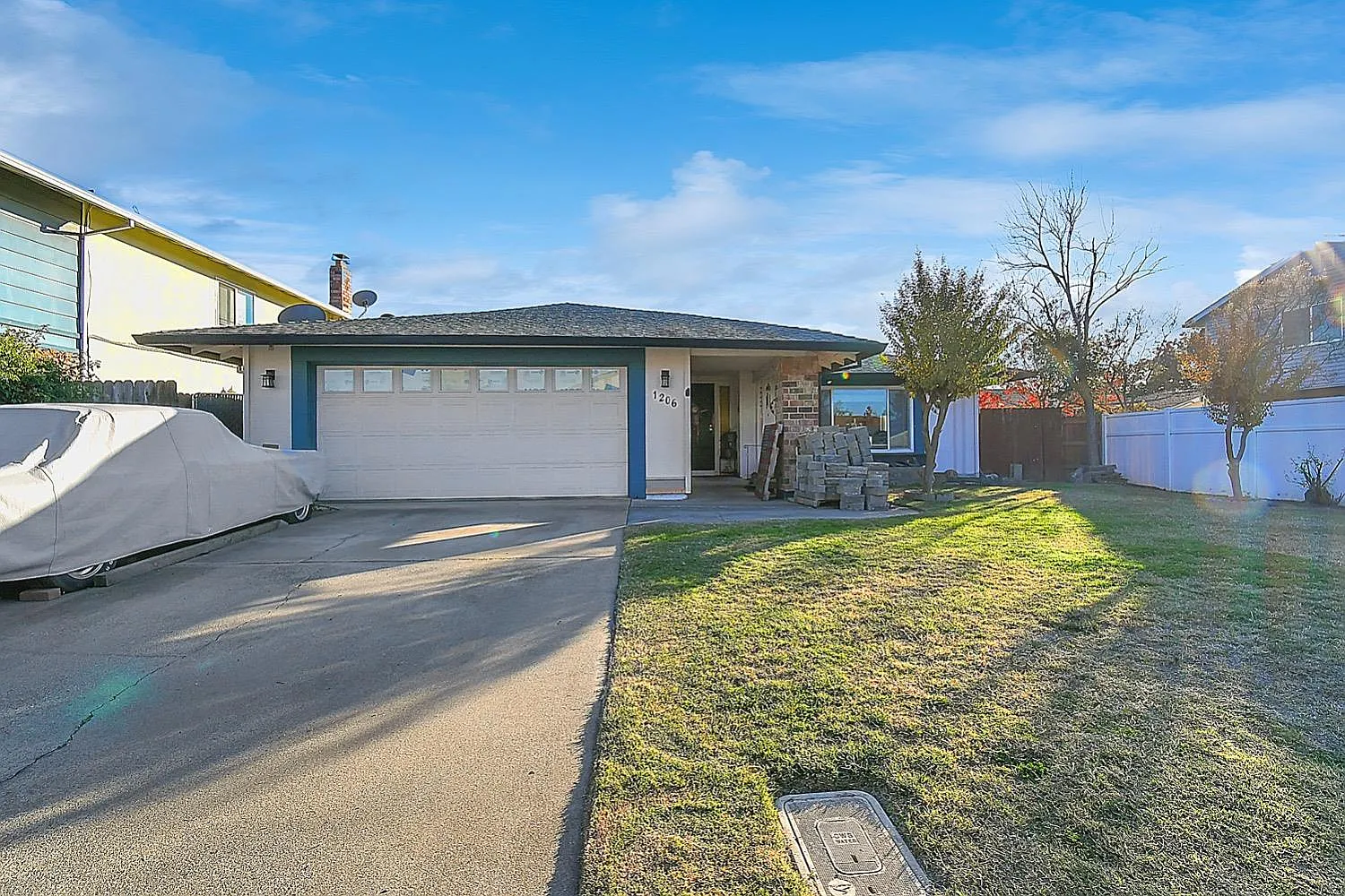 1206 Gavin Dr photo 1