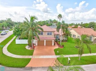 733 NW 177th Ave, Pembroke Pines, FL 33029