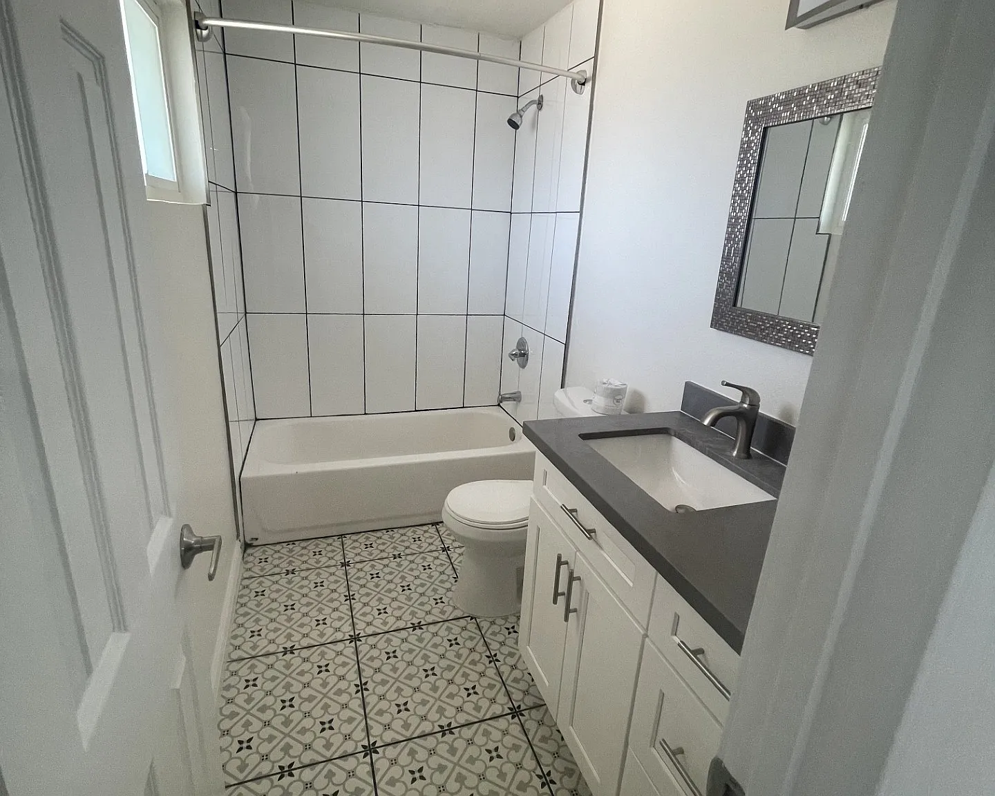 6725 East Earll Drive - 12 — Photo 4