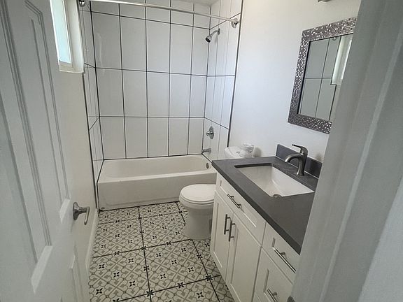 4th image of 6725 E Earll Dr #12