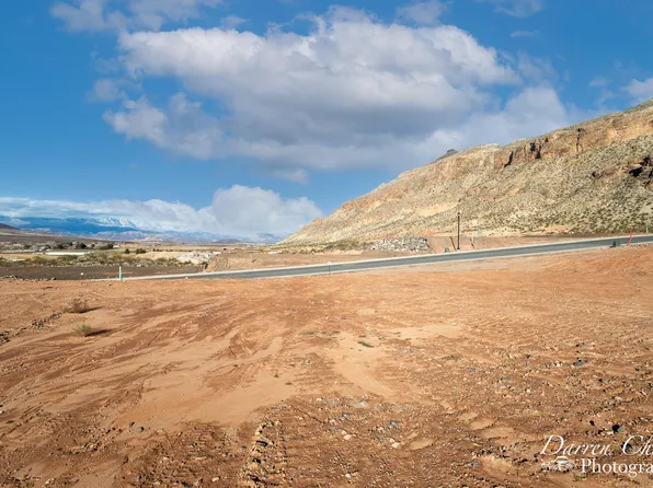 865 Rock View Dr, Hurricane, UT 84737