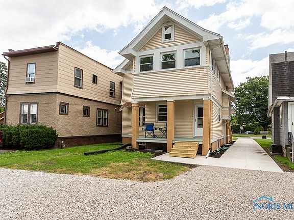 3rd image of 112 Dartmouth Dr