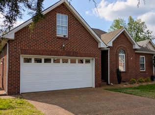 106 Dogwood Pl, Hendersonville, TN 37075