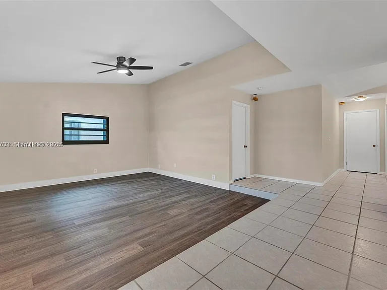 1406 NW 8th St — Photo 14