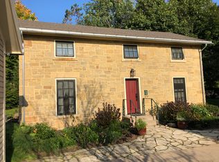 222 Fountain St, Mineral Point, WI 53565