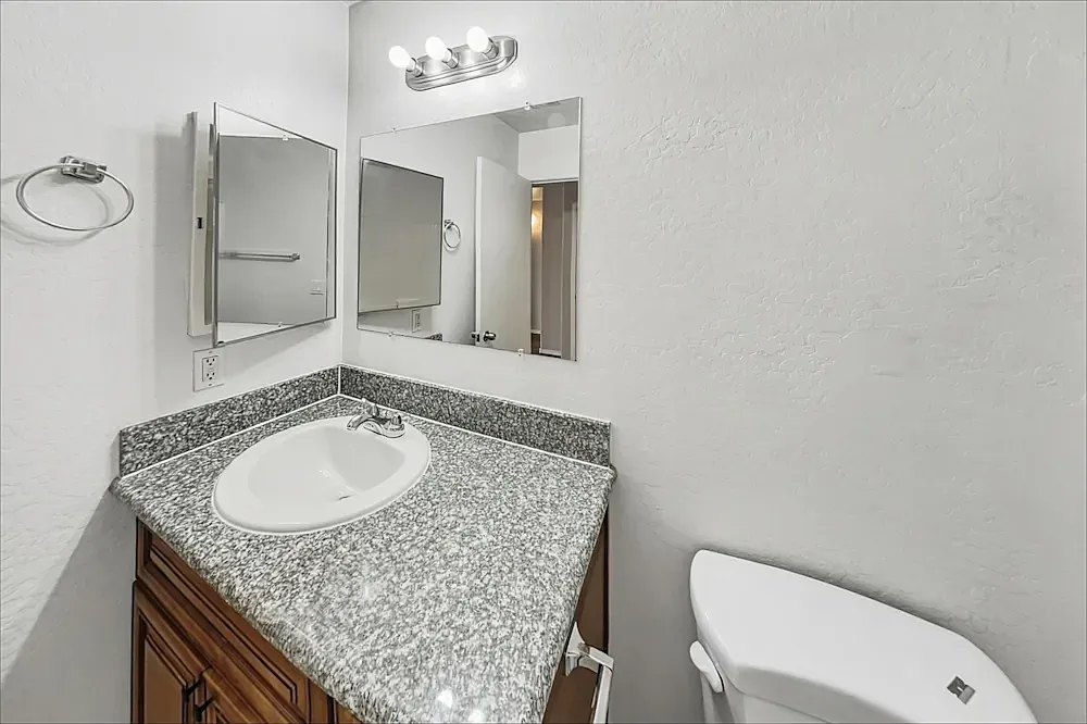 3 bed, 1411 sqft, $1,295 — Photo 4