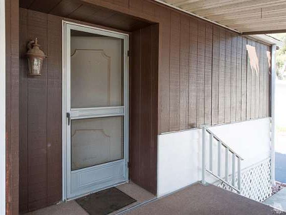 1st image of 48 La Encina #48