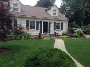 31 Piety Corner Rd, Waltham, MA 02451