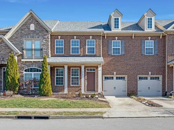 2303 Traemoor Village Pl, Nashville, TN 37209