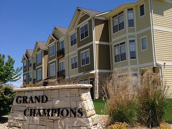 5th image of 3030 Grand Mere Pkwy APT 31