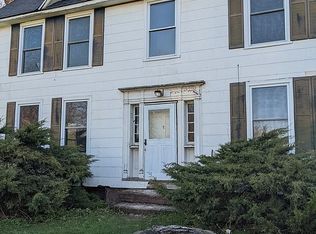 2608 Lyndonville Rd, Medina, NY 14103