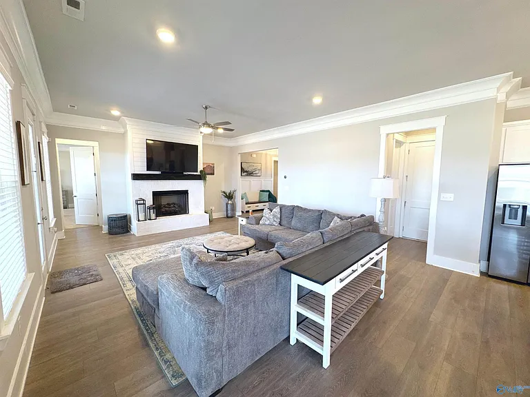 401 Peach Orchard Ln — Photo 20