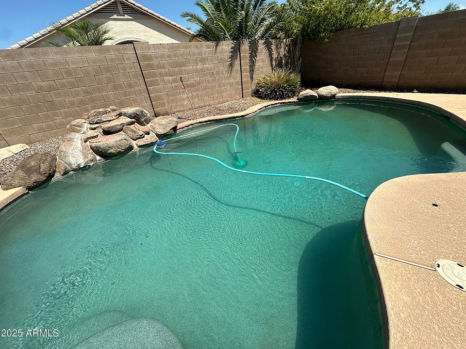 2nd image of 1260 W LOVE Road