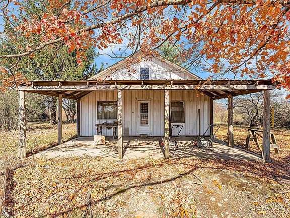 5th image of 7800 St George Road