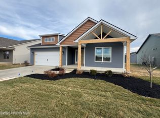 1314 Limerick Ln, Waterville, OH 43566