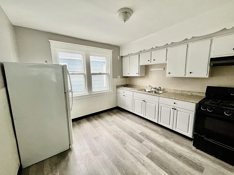 122 Lincoln Blvd — Photo 10