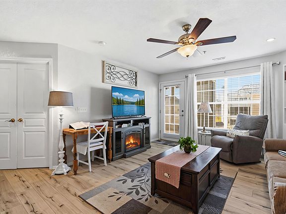 4th image of 200 Meadow Ridge Lane ## 6-4