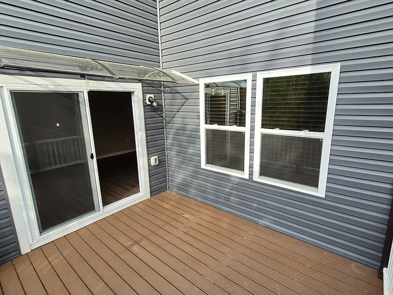 605 Alessia Ct — Photo 11