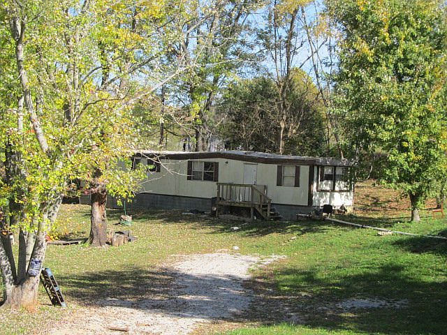 2nd image of 178 Circle Dr
