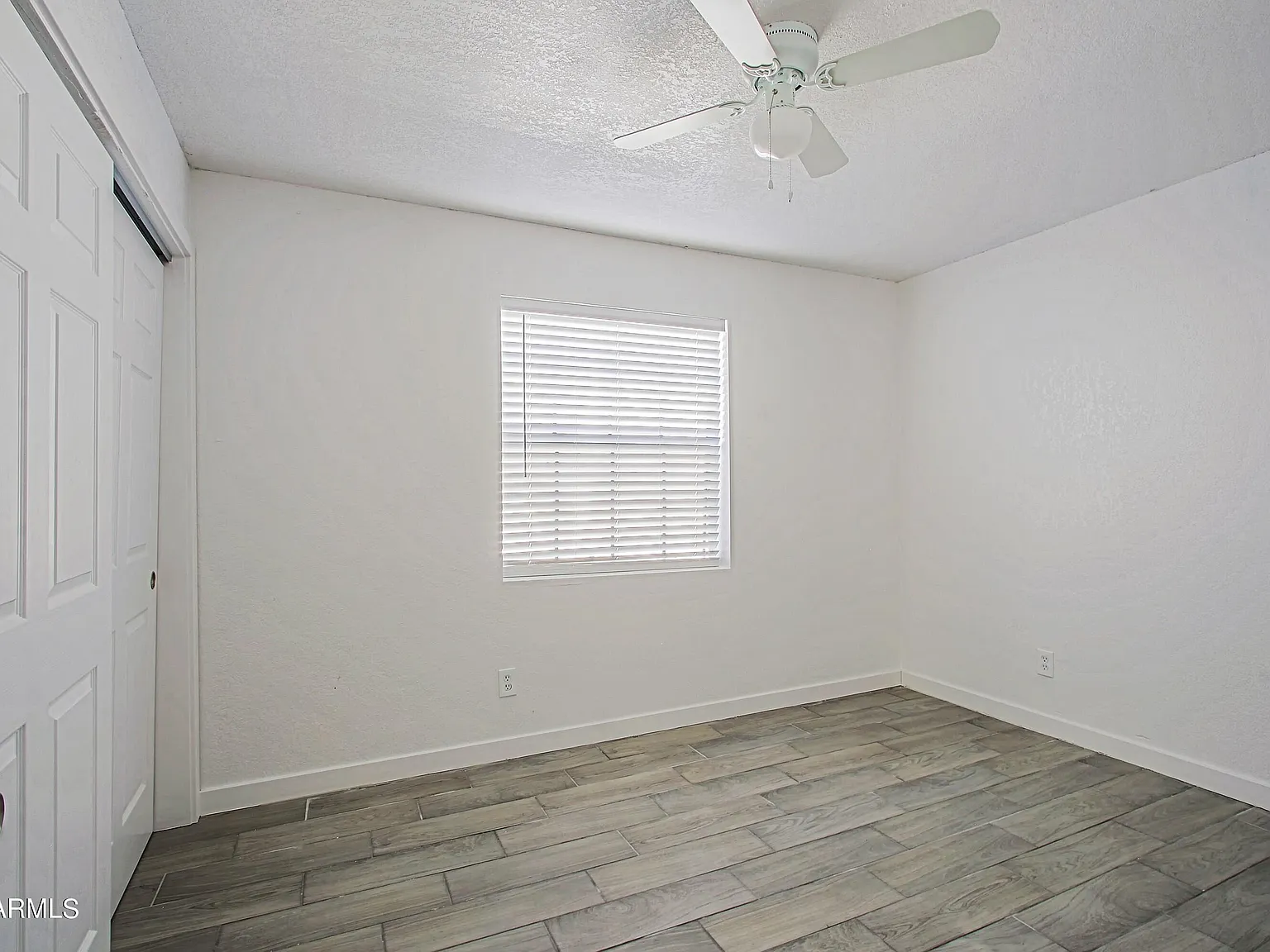 3 bed, 2.0 bath, 1104 sqft, $1,295 — Photo 3