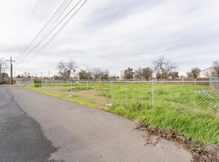 1 S Spruce St, Tulare, CA