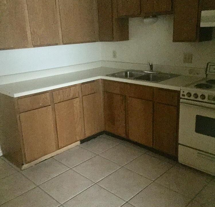 1st image of 1026 N 77 Sunshine Strip APT 3