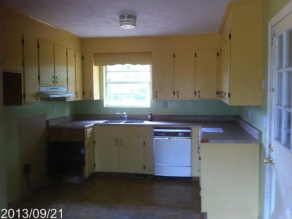 5th image of 62 Boyer Dr