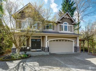 7413 NE 198th Pl, Kenmore, WA 98028