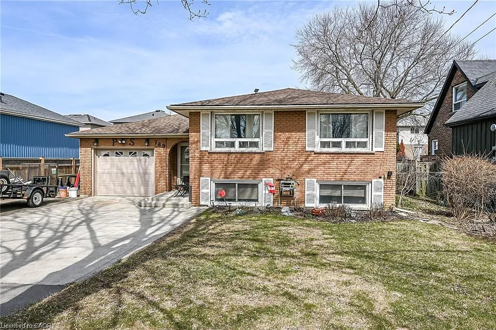 789 Rymal Rd E photo 1
