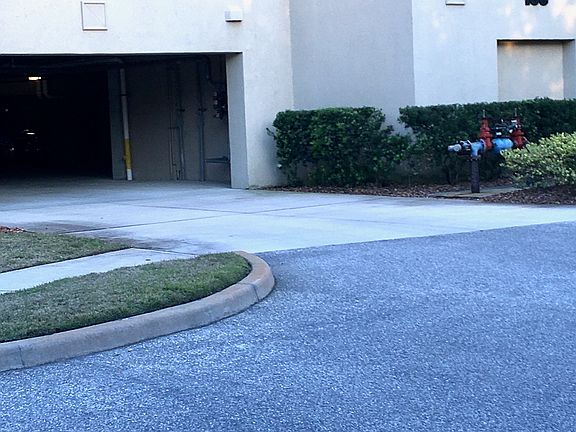 2nd image of 100 Bella Harbor Ct Unit 101