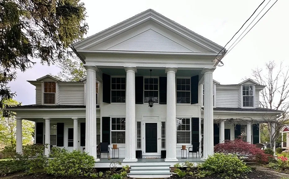 36 Main St photo 1