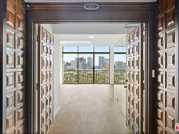 10535 Wilshire Blvd APT 1803, Los Angeles, CA 90024