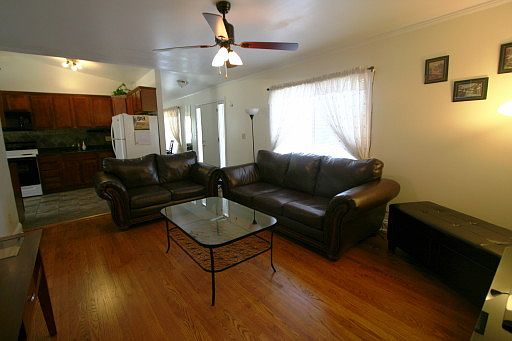 4th image of 2579 Carlton Dr