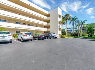 3178 Via Poinciana APT 201, Lake Worth, FL 33467