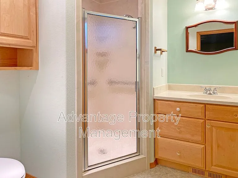 1340 SW Timian St — Photo 22
