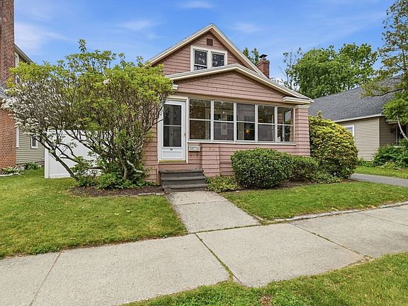 2nd image of 54 Thorndyke St