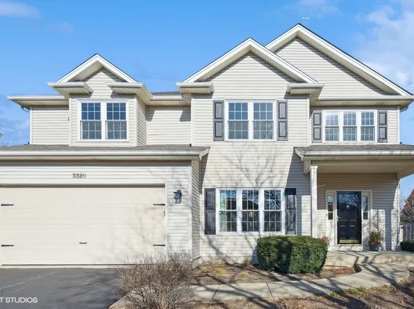 3320 Banford Cir, Lake In The Hills, IL 60156