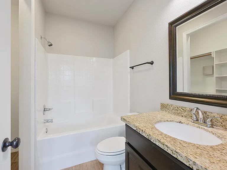 401 Ash St #B — Photo 28