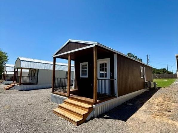 220 Davis Ford Ln