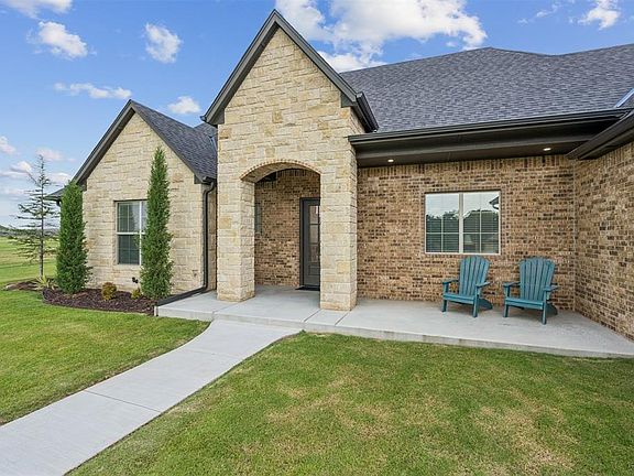 4th image of 1105 Dorsi Way